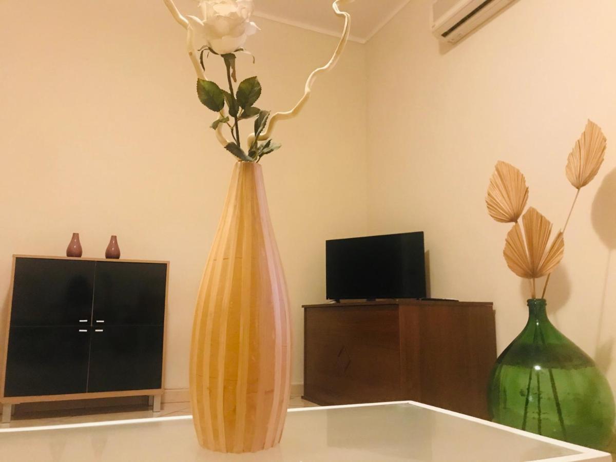 加里 Miseria E Nobilta酒店 外观 照片